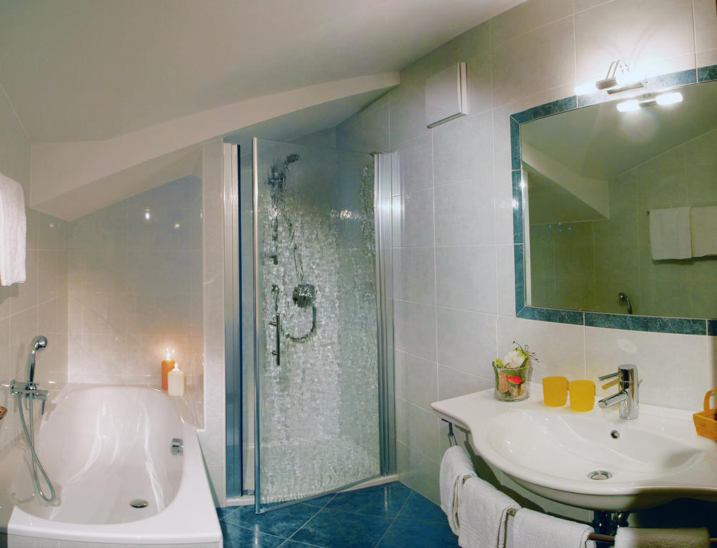 Dolomitenhotel Weisslahnbad Tires Chambre photo